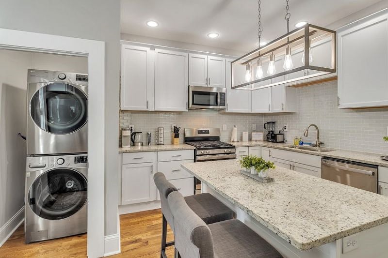 Furnished Finder property 456378_1 photo 9
