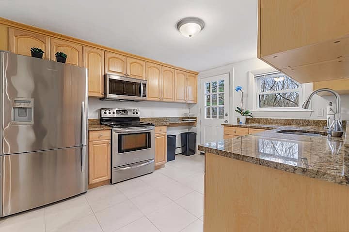 Furnished Finder property 456387_1 photo 7