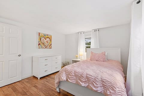Furnished Finder property 456387_1 photo 3