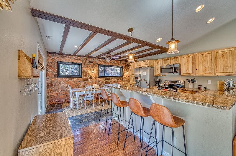 Furnished Finder property 456408_1 photo 4