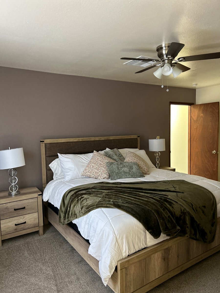 Furnished Finder property 456435_2 photo 18