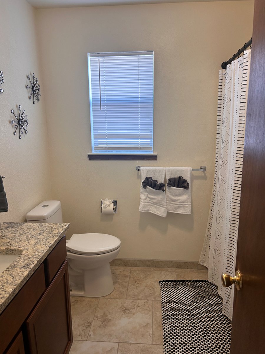Furnished Finder property 456435_2 photo 23