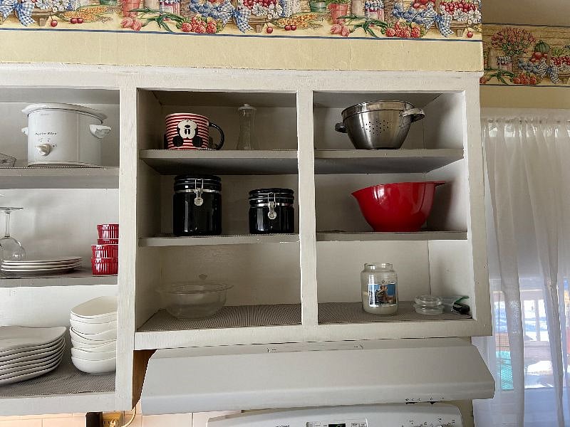 Dishes and glasses
