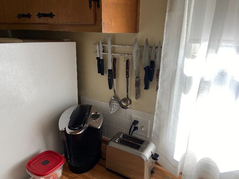 Coffee maker, toaster , cutlery