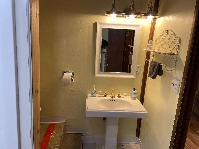 Downstairs bathroom
