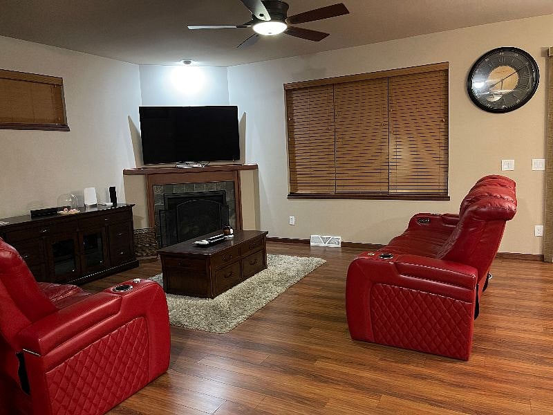 Furnished Finder property 456522_1 photo 16