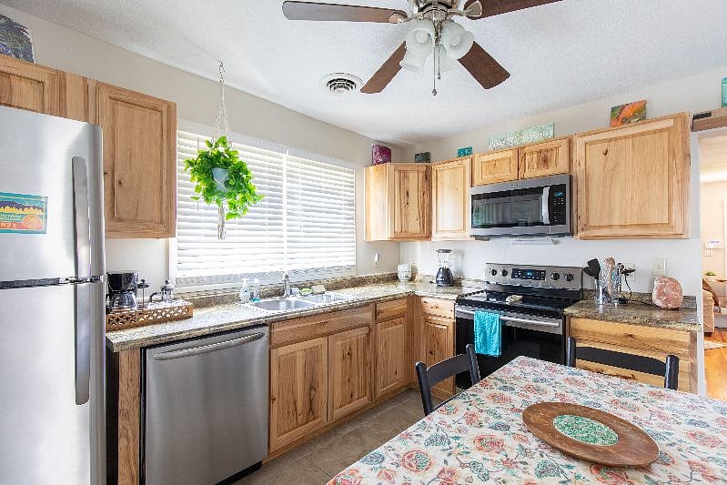 Furnished Finder property 456525_1 photo 20