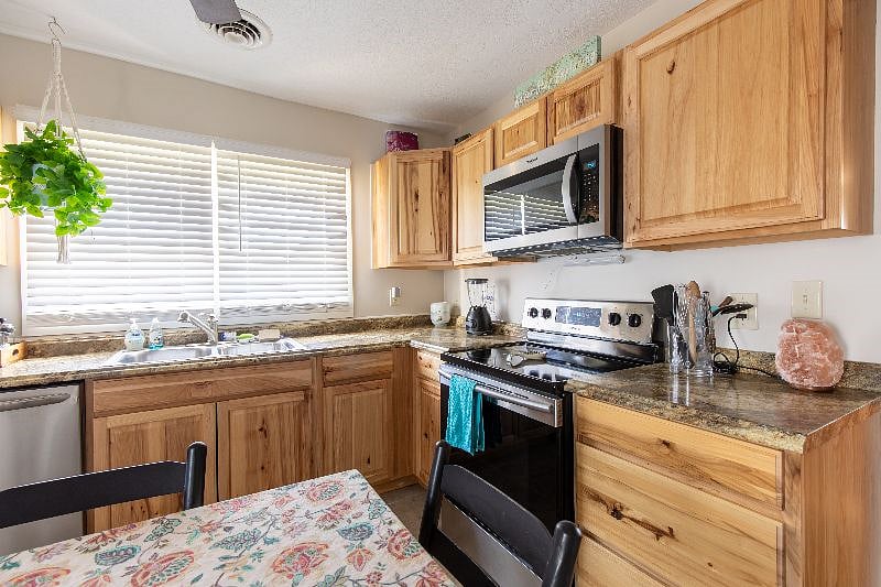 Furnished Finder property 456525_1 photo 22