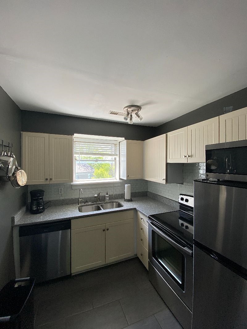 Furnished Finder property 456528_1 photo 4