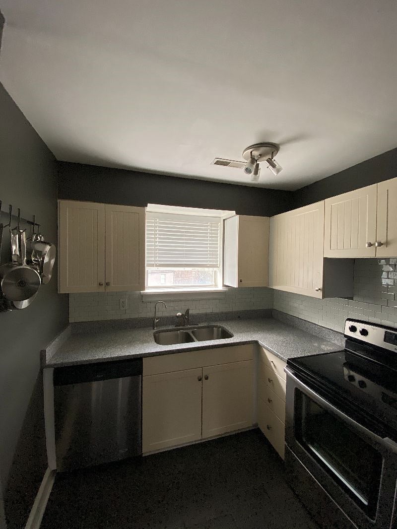 Furnished Finder property 456528_1 photo 11
