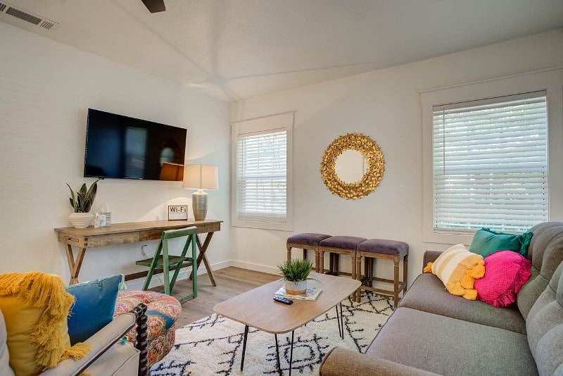 Furnished Finder property 456554_1 photo 3