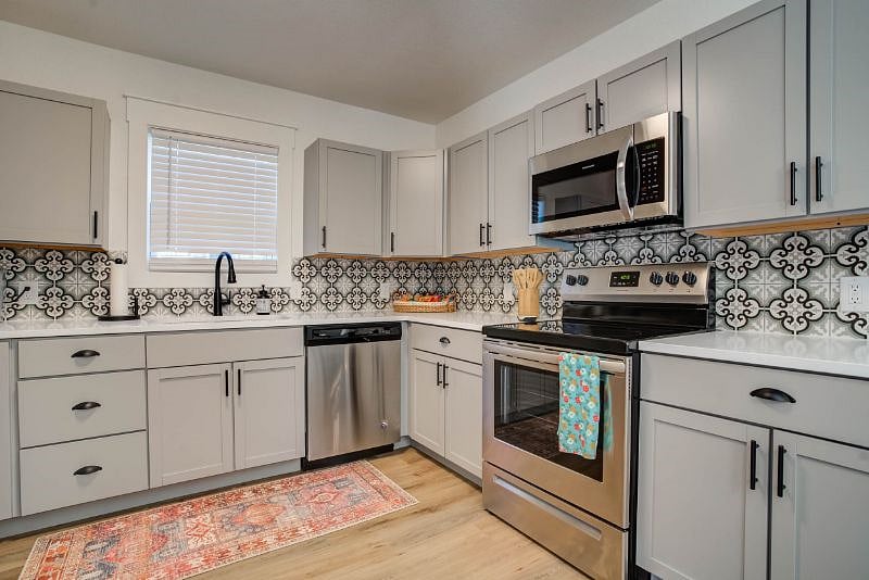 Furnished Finder property 456554_1 photo 13