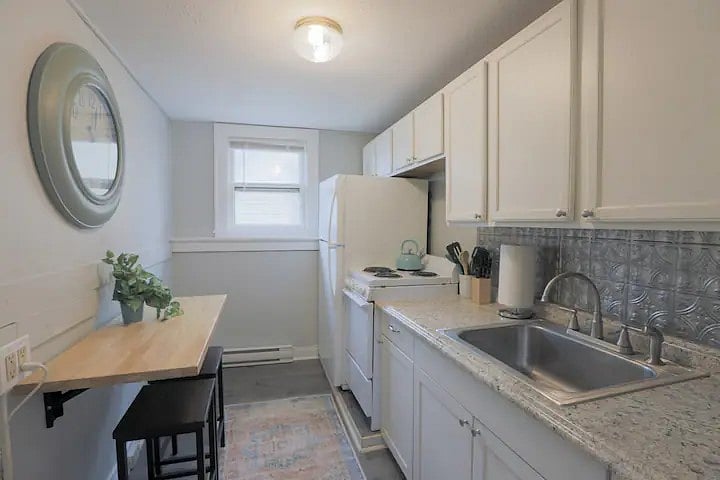 Furnished Finder property 456584_2 photo 7