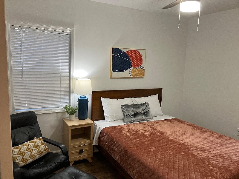 Furnished Finder property 456592_1 photo 11