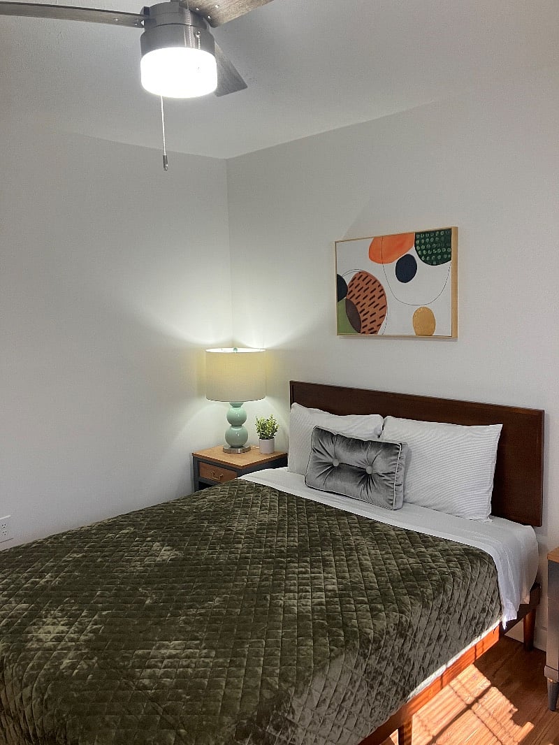 Furnished Finder property 456592_1 photo 16