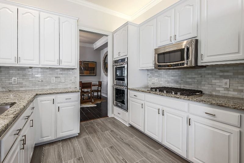 Furnished Finder property 456595_1 photo 12