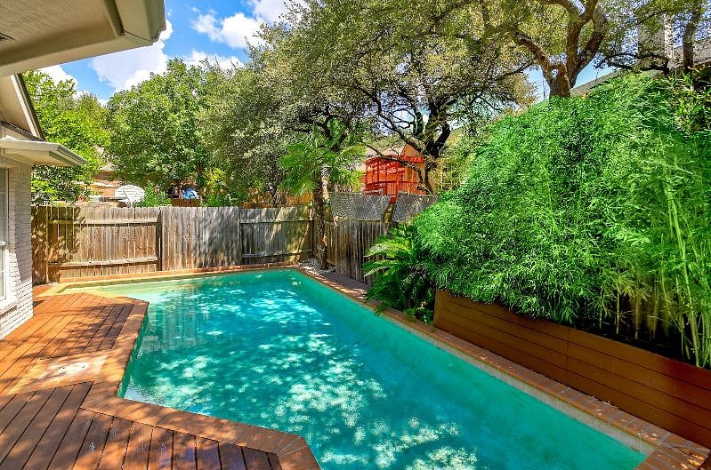 Furnished Finder property 456595_1 photo 23