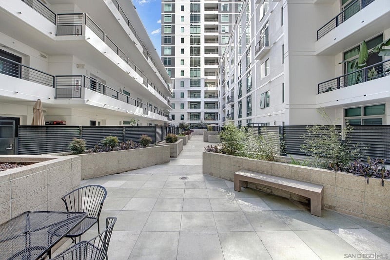 Furnished Finder property 456615_1 photo 17