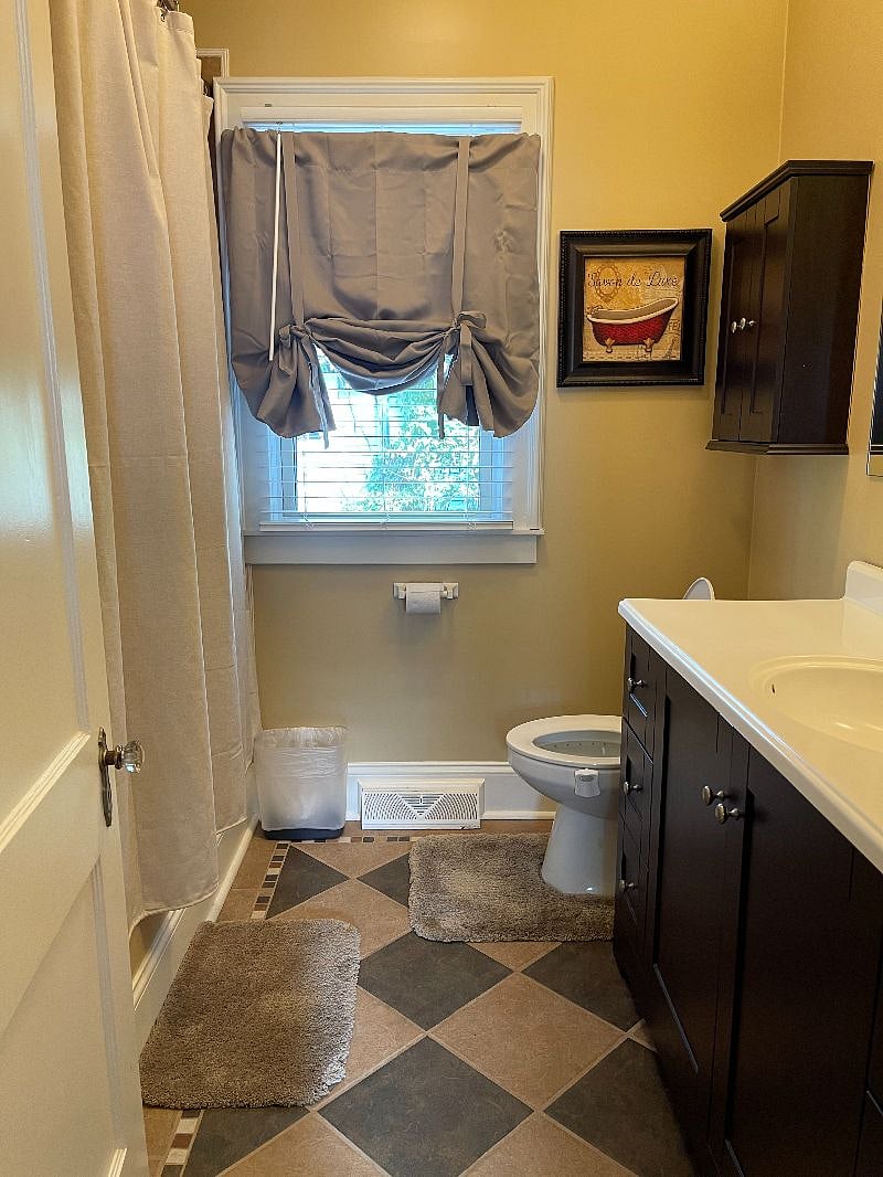 Furnished Finder property 456618_1 photo 11