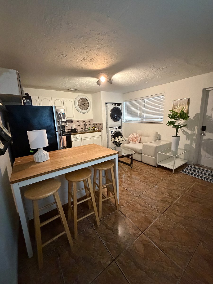 Furnished Finder property 456666_1 photo 3