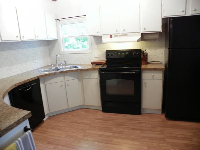 Furnished Finder property 456697_1 photo 8