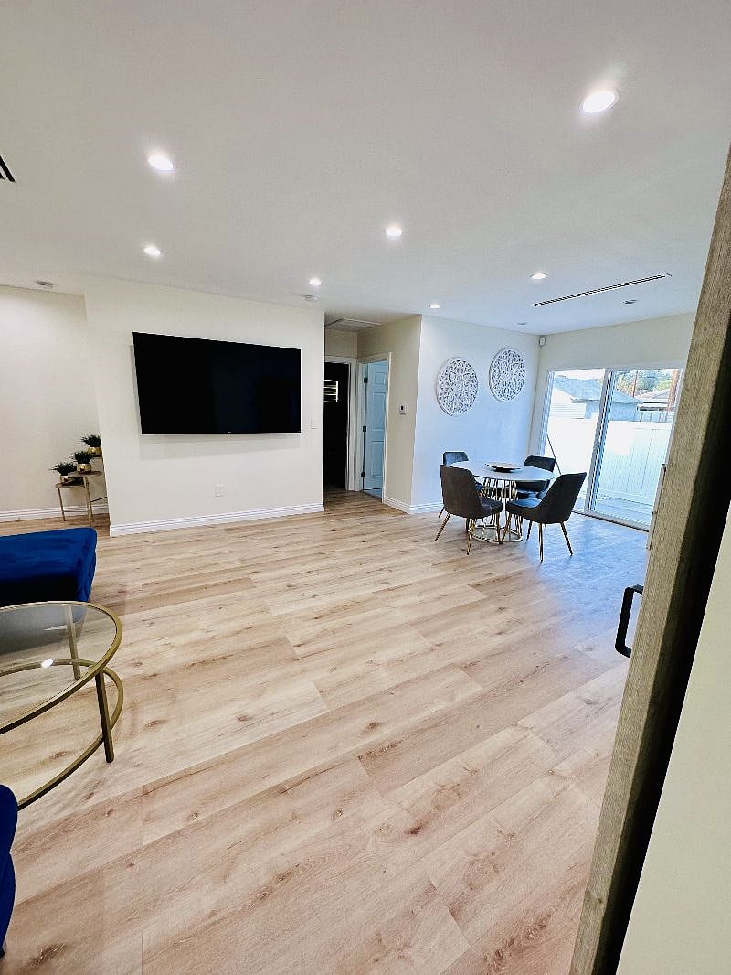 Furnished Finder property 456726_1 photo 8