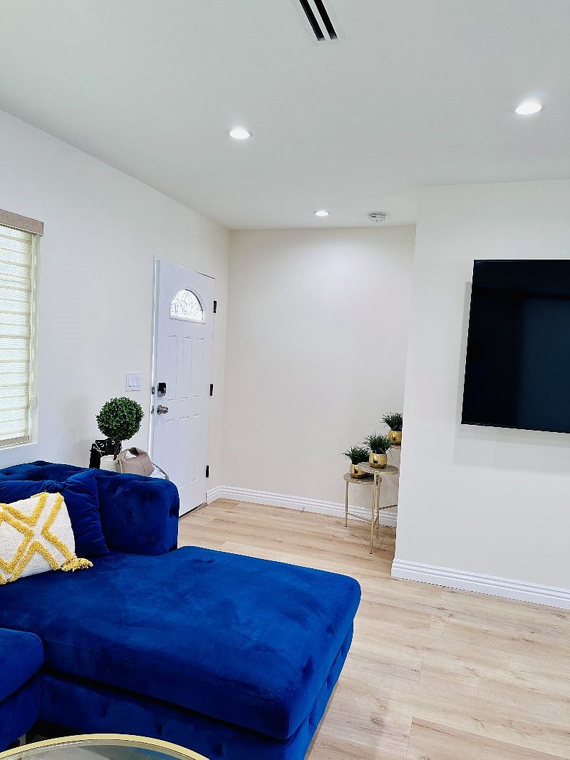 Furnished Finder property 456726_2 photo 5