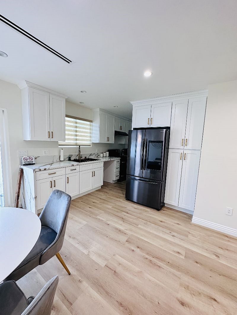 Furnished Finder property 456726_3 photo 7