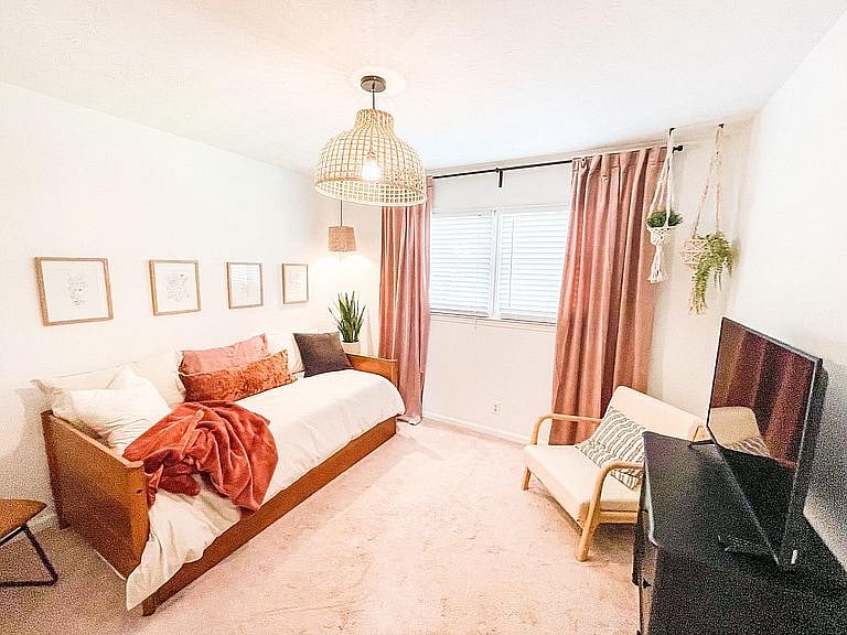 Furnished Finder property 456738_1 photo 16