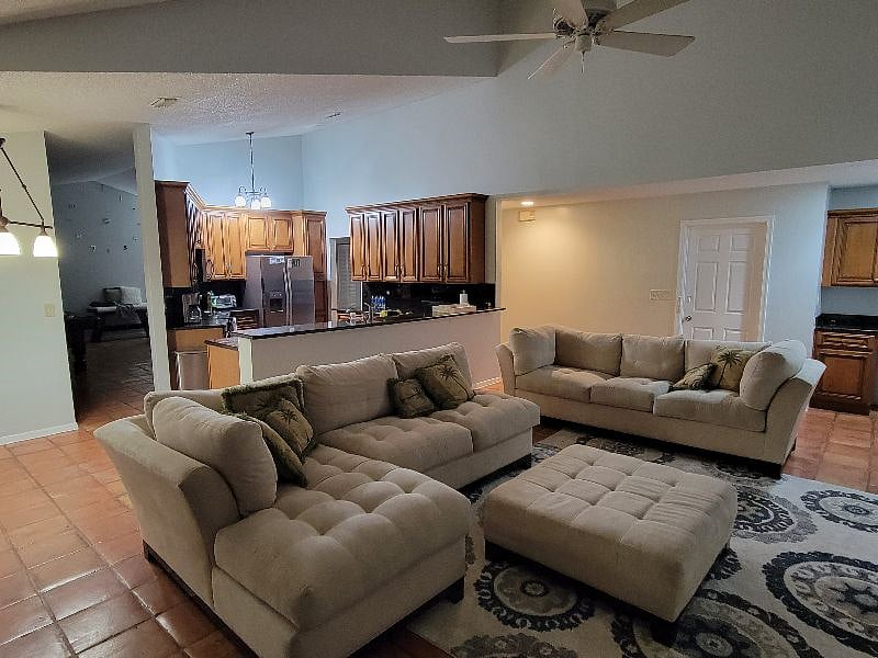Furnished Finder property 456760_1 photo 3