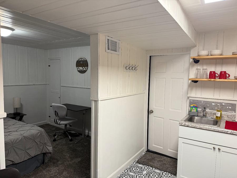 Furnished Finder property 456781_3 photo 7