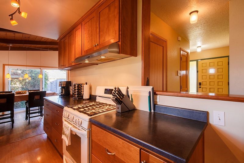 Furnished Finder property 456832_1 photo 7