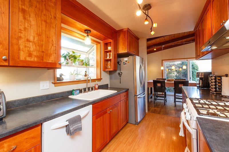 Furnished Finder property 456832_1 photo 8