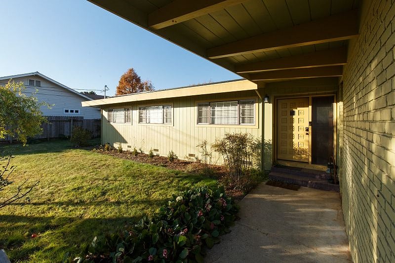 Furnished Finder property 456832_1 photo 31