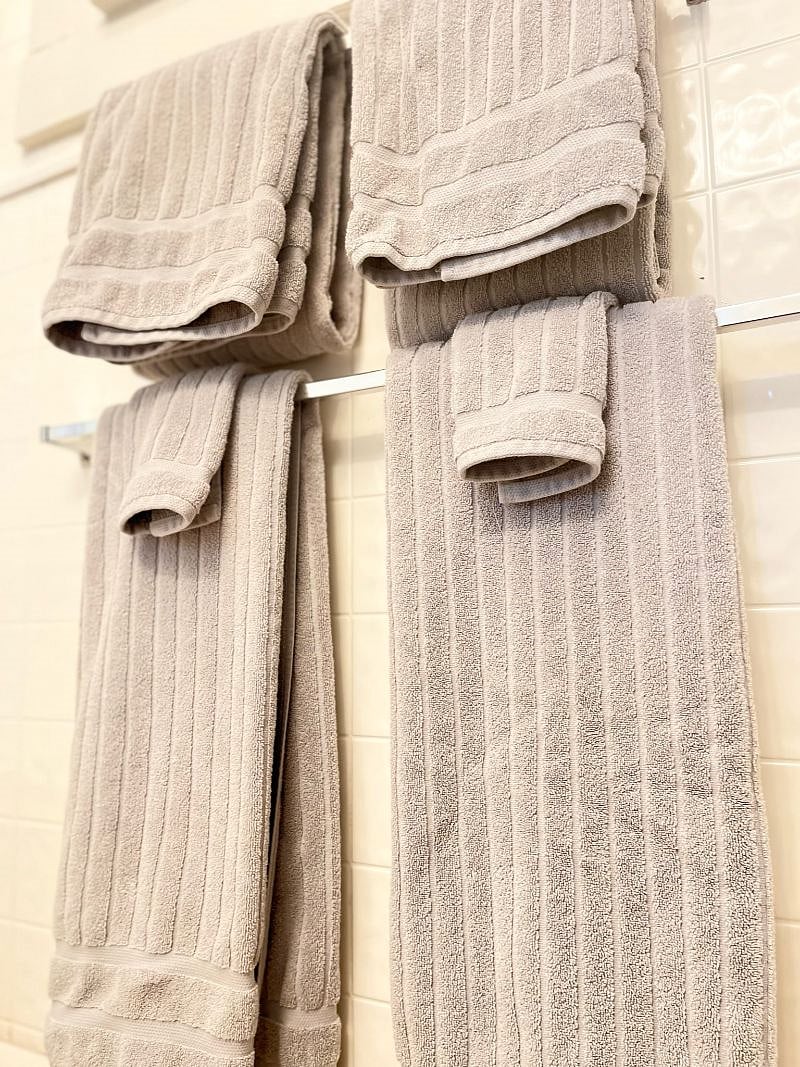 extra towels, kitchen, and bed linens