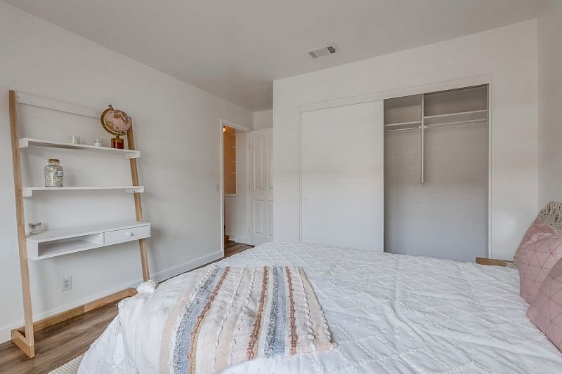 Furnished Finder property 456931_1 photo 32
