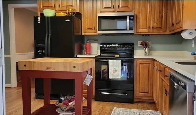 Furnished Finder property 457067_1 photo 26