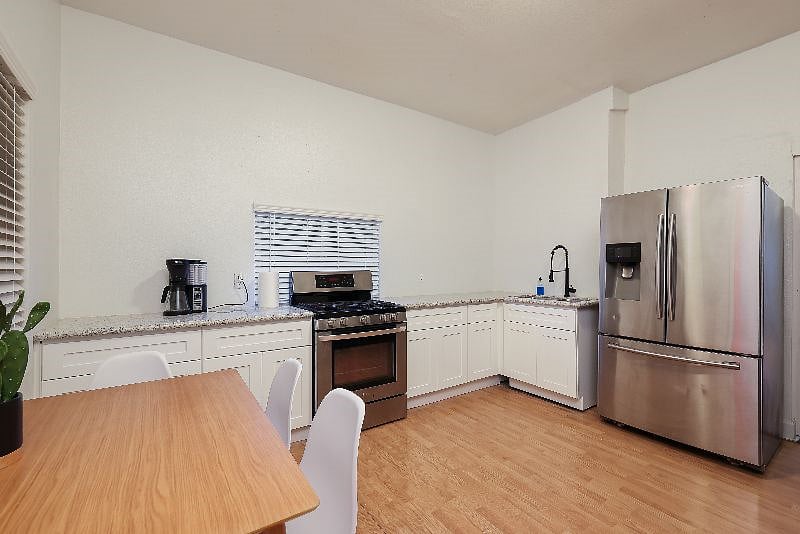 Furnished Finder property 457081_1 photo 6