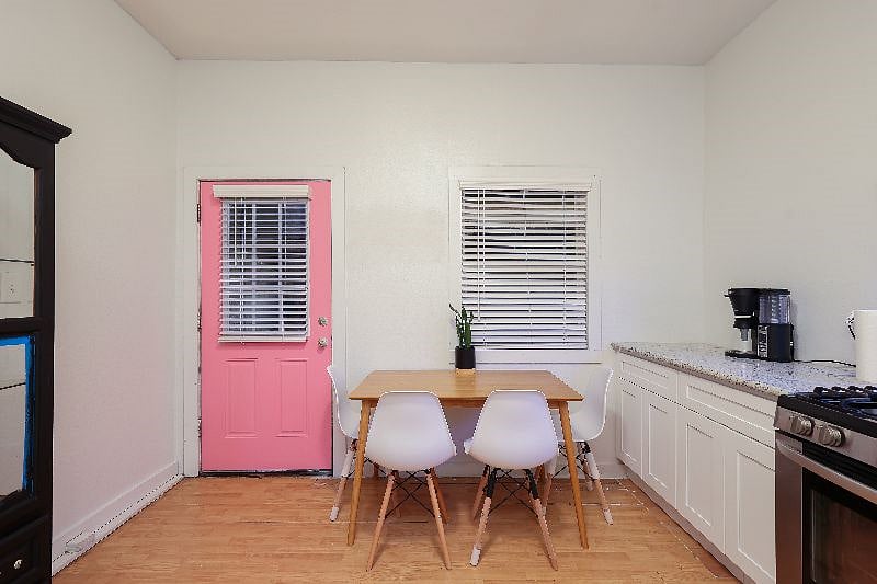 Furnished Finder property 457081_1 photo 4