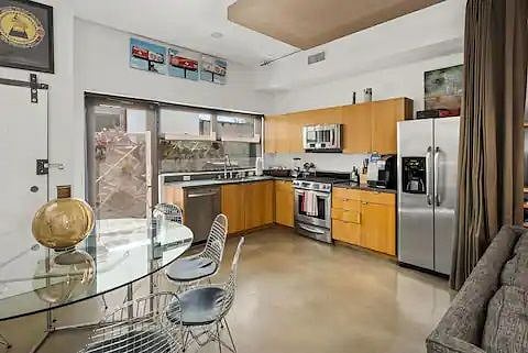 Furnished Finder property 457120_1 photo 3