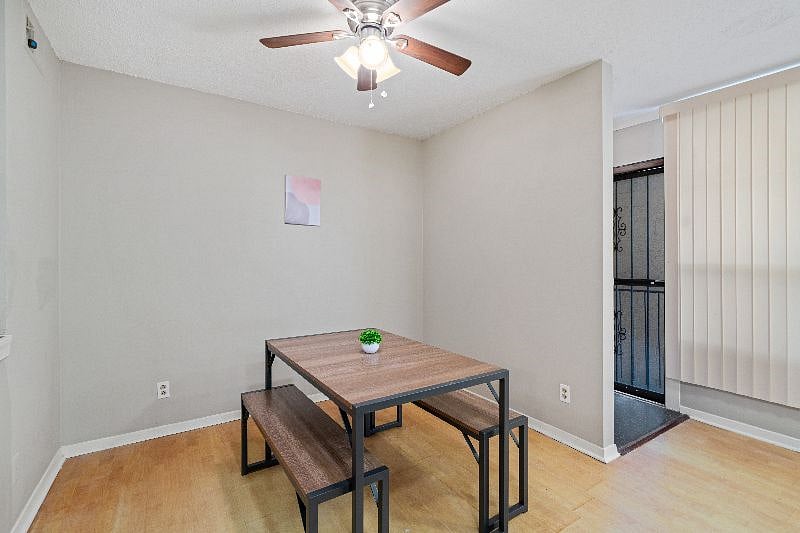 Furnished Finder property 457130_1 photo 5