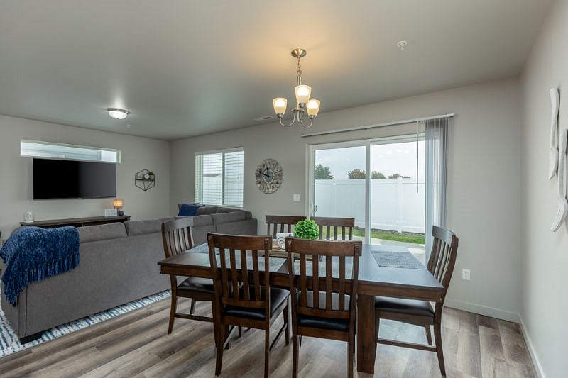 Furnished Finder property 457134_1 photo 3