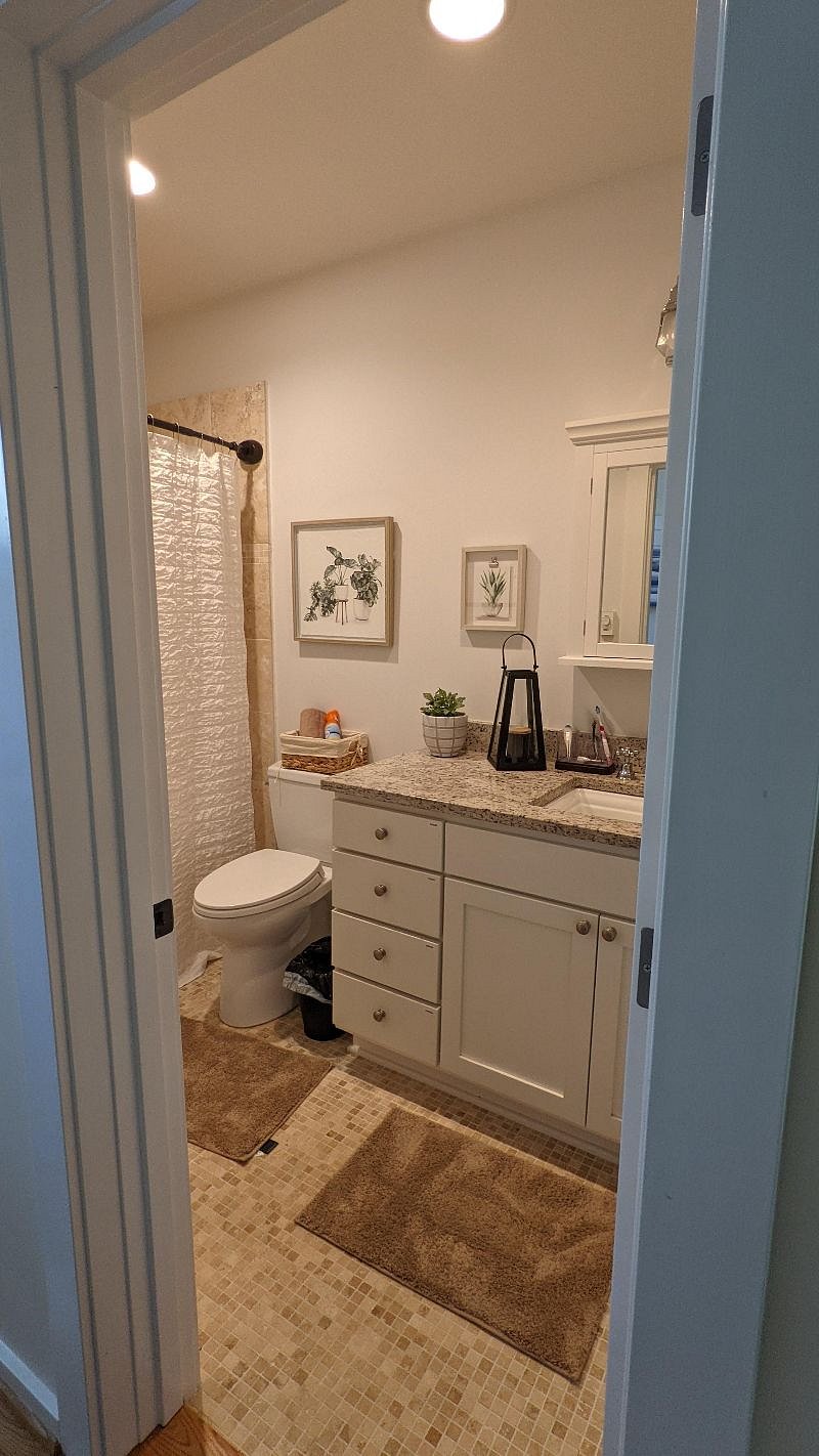 Furnished Finder property 457207_2 photo 8
