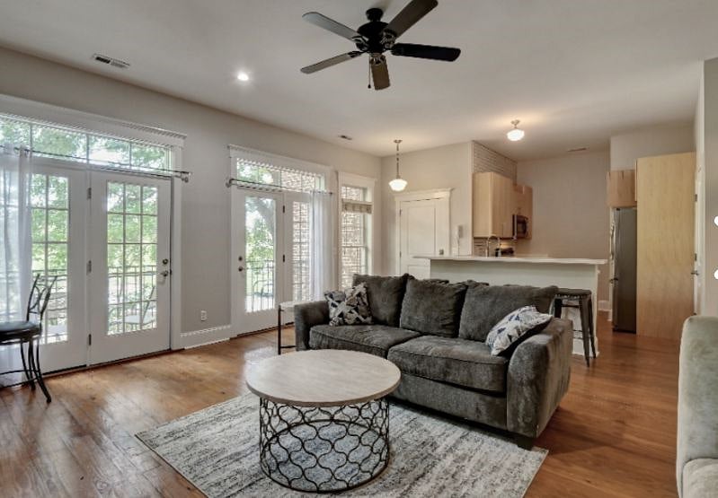 Furnished Finder property 457213_1 photo 12