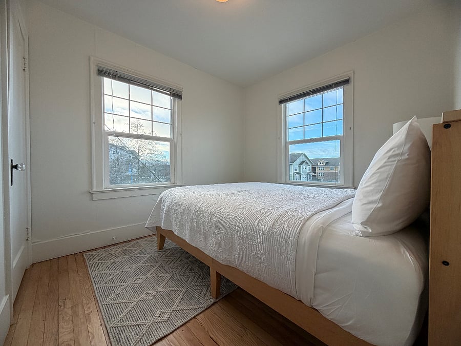 Furnished Finder property 457375_3 photo 17