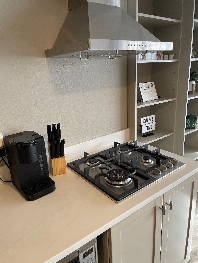 Keurig and knives and fully stocked kitchen oh my!