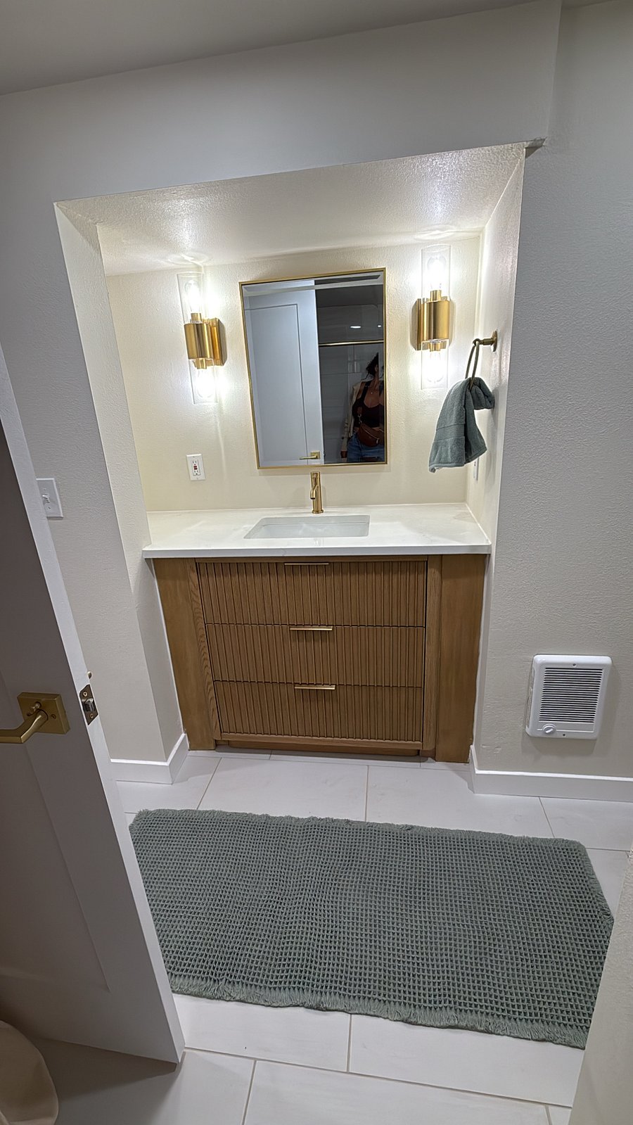 Furnished Finder property 457397_3 photo 7