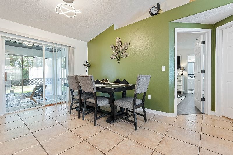 Furnished Finder property 457408_1 photo 9