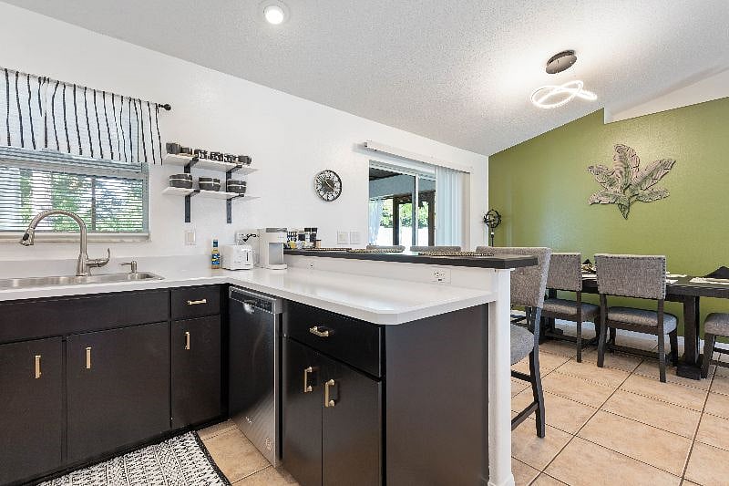 Furnished Finder property 457408_1 photo 15