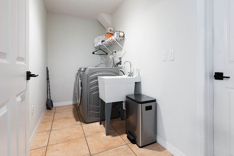 Furnished Finder property 457408_1 photo 22
